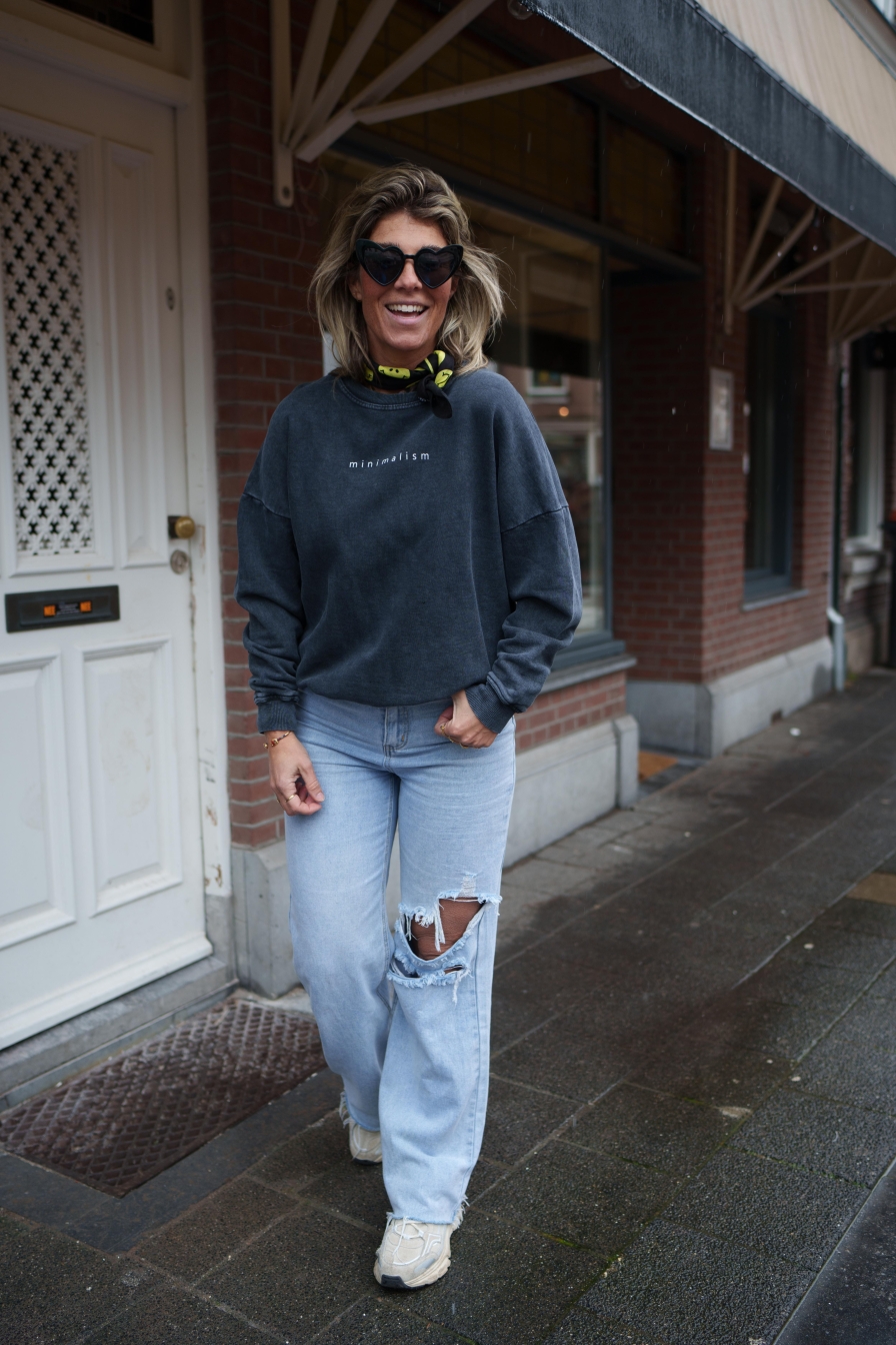 Sweater Minimalism