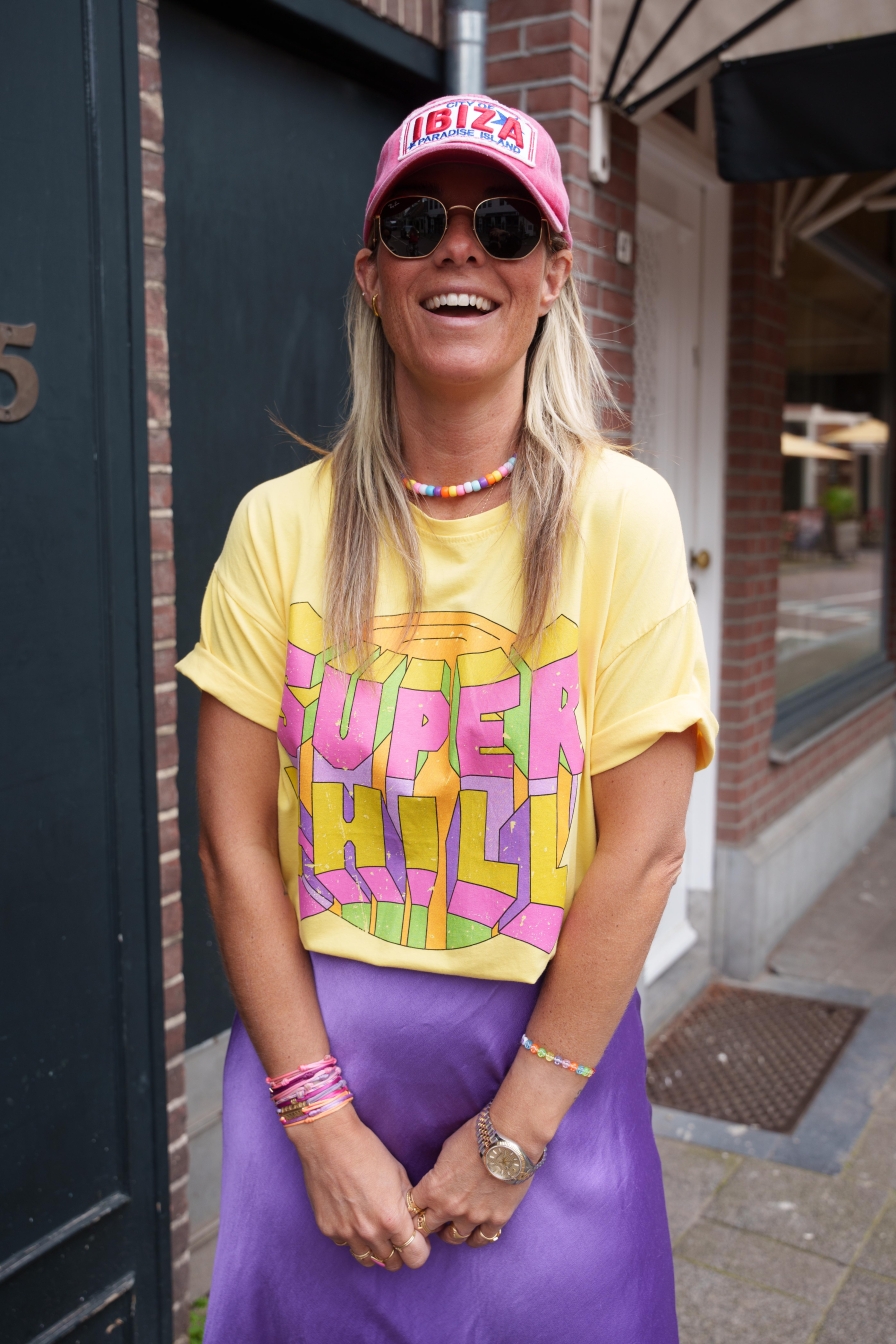 Shirt SUPER Chill Geel