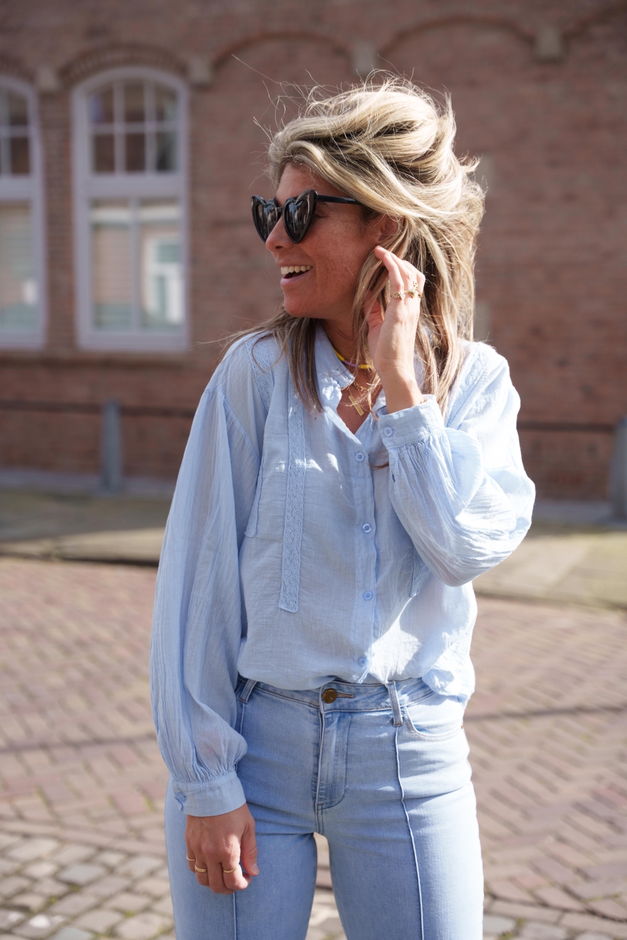 Blouse Everett Lichtblauw
