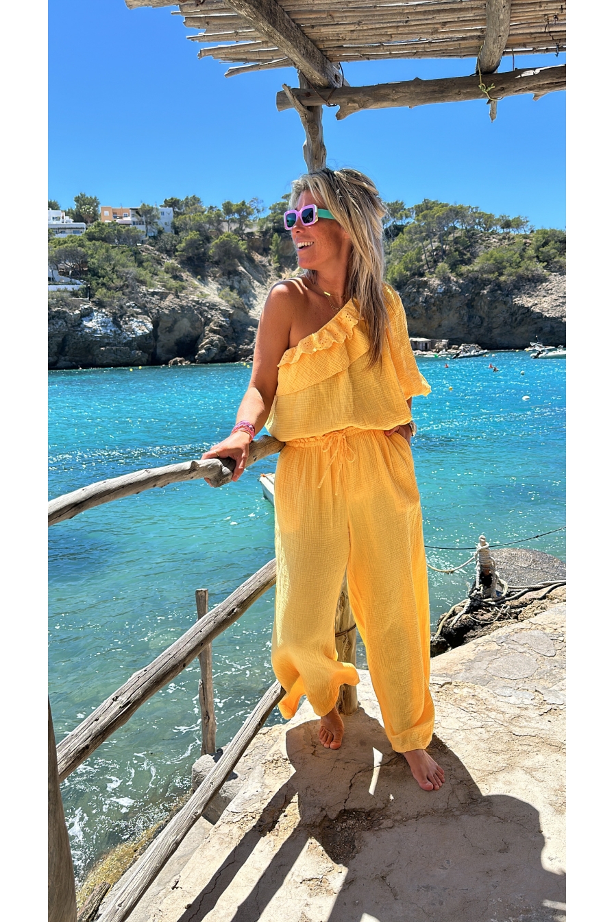 Top-One-Shoulder Lizzy Banana