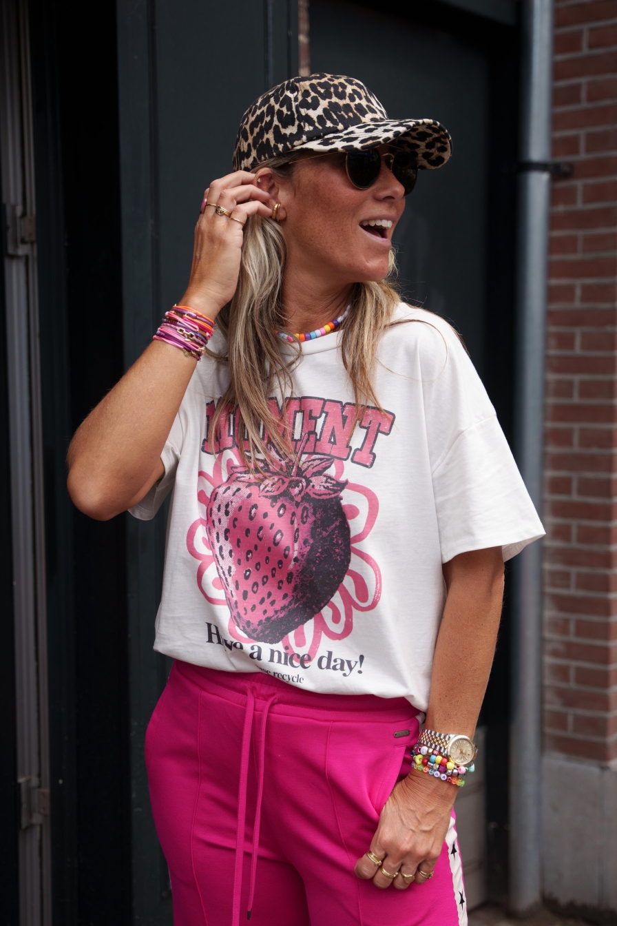 Shirt Strawberry Moment