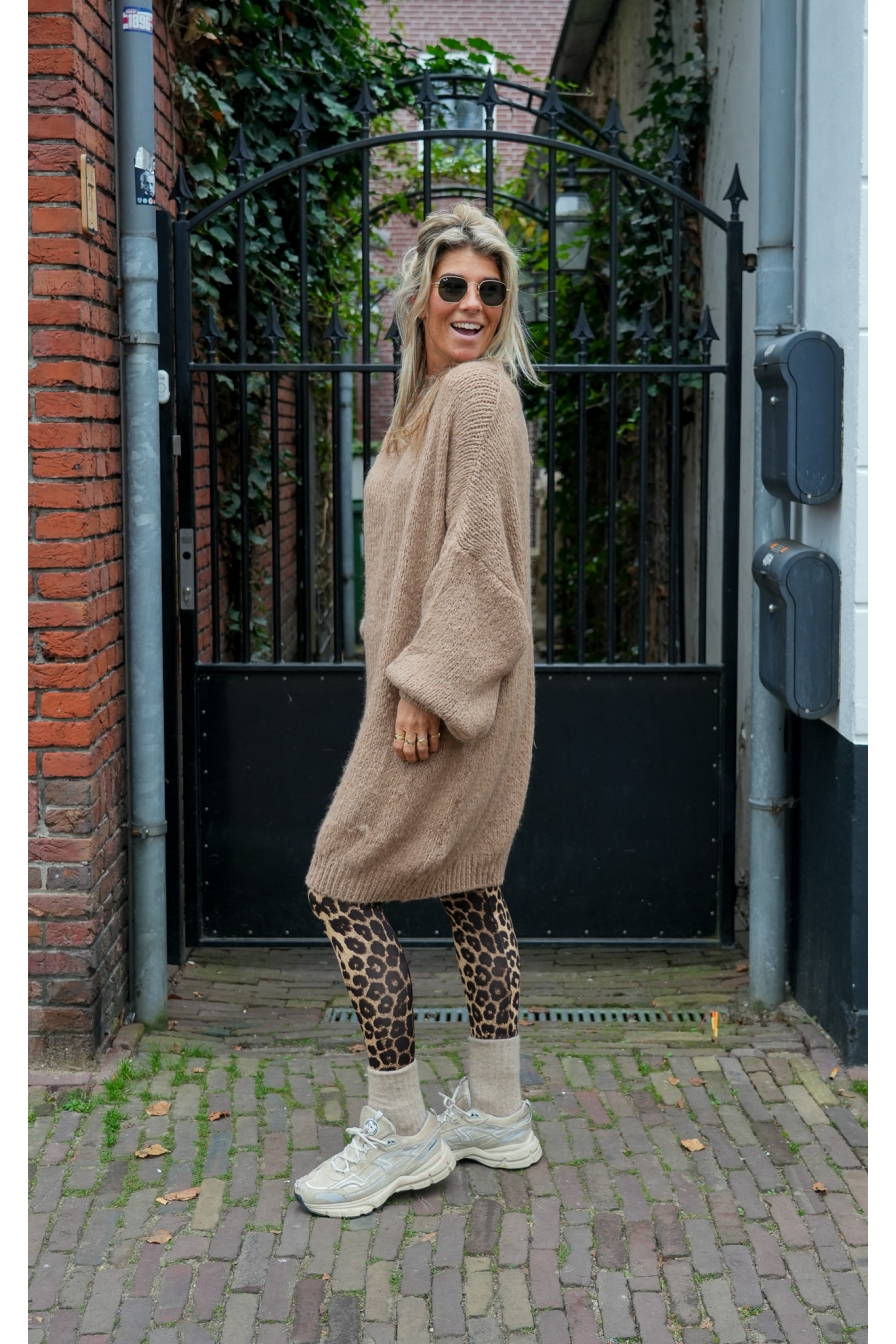 Oversized Trui Tess Camel