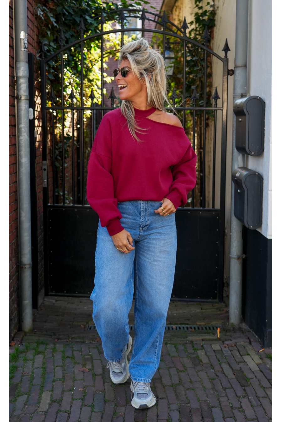 Off Shoulder Sweaty Bordeaux