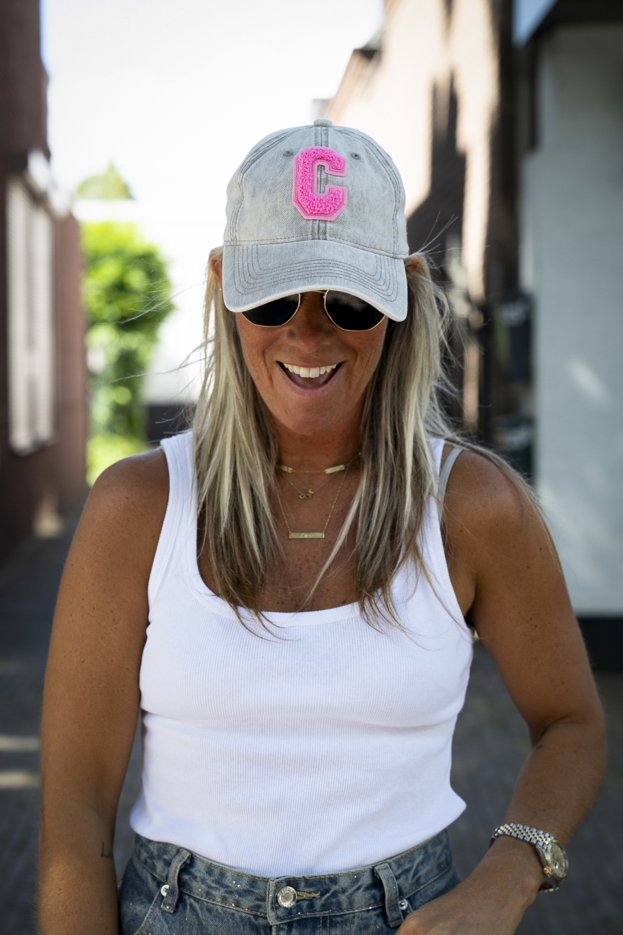 Cap C Grijs - Roze