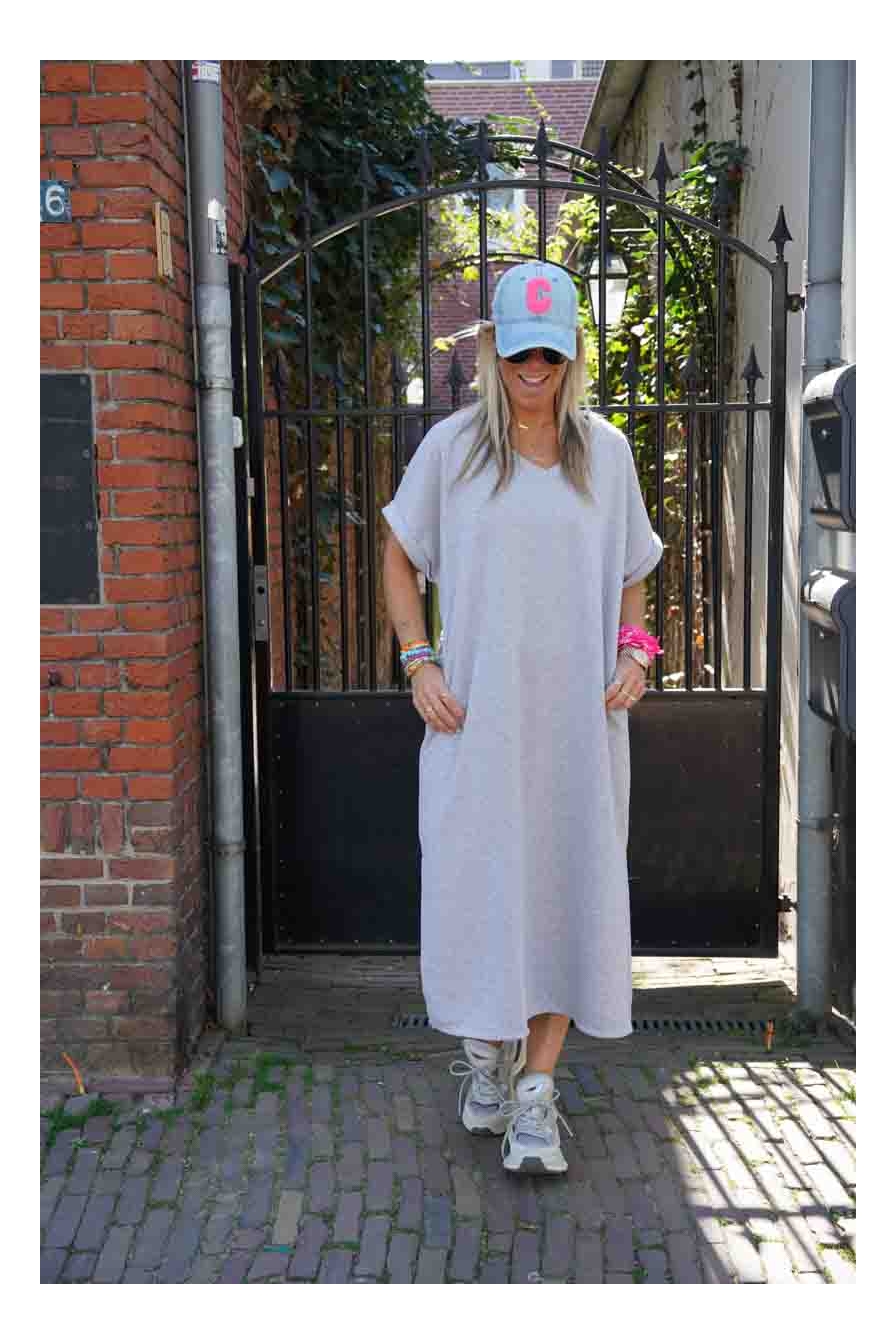 Sweatdress V Veronique Grijs