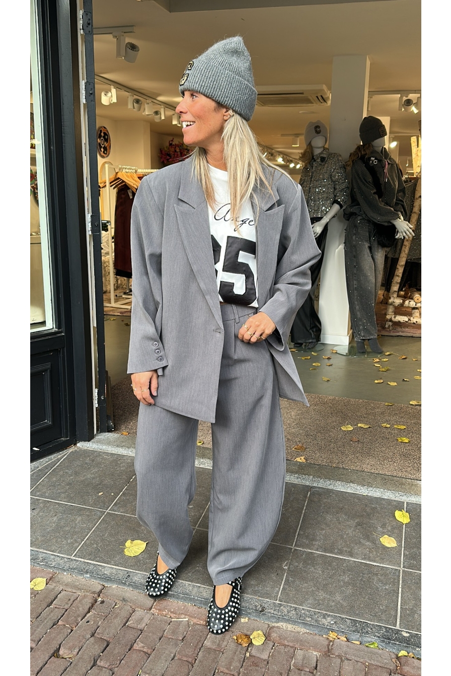 Oversized BLZR GREY