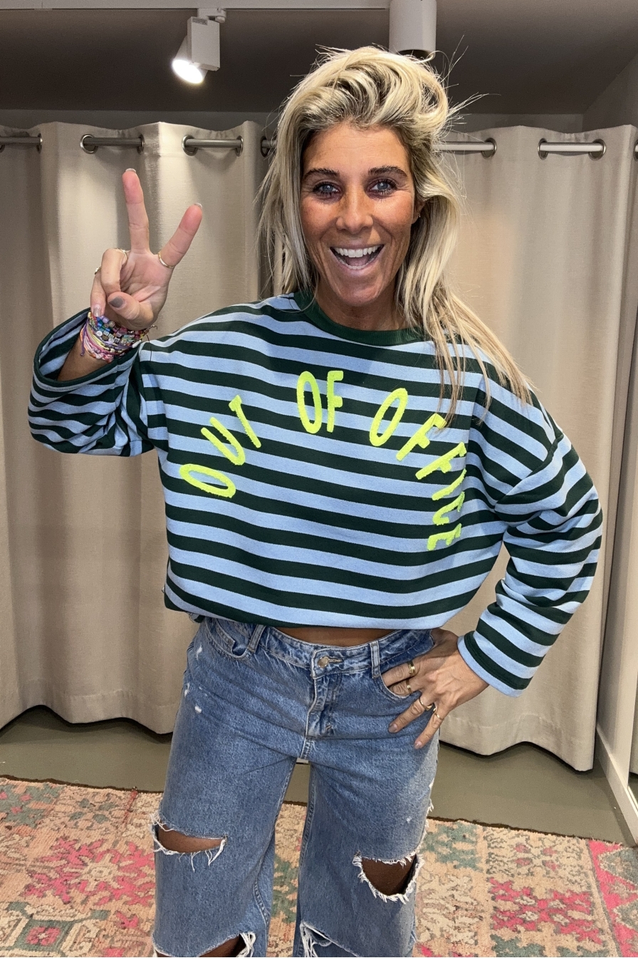 Sweater OUT OF OFFICE Groen