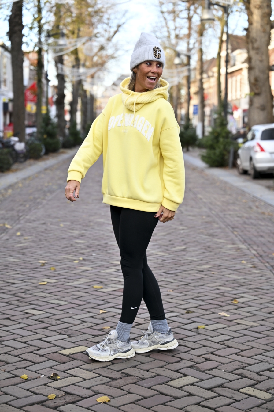 Sweater Copenhagen Geel