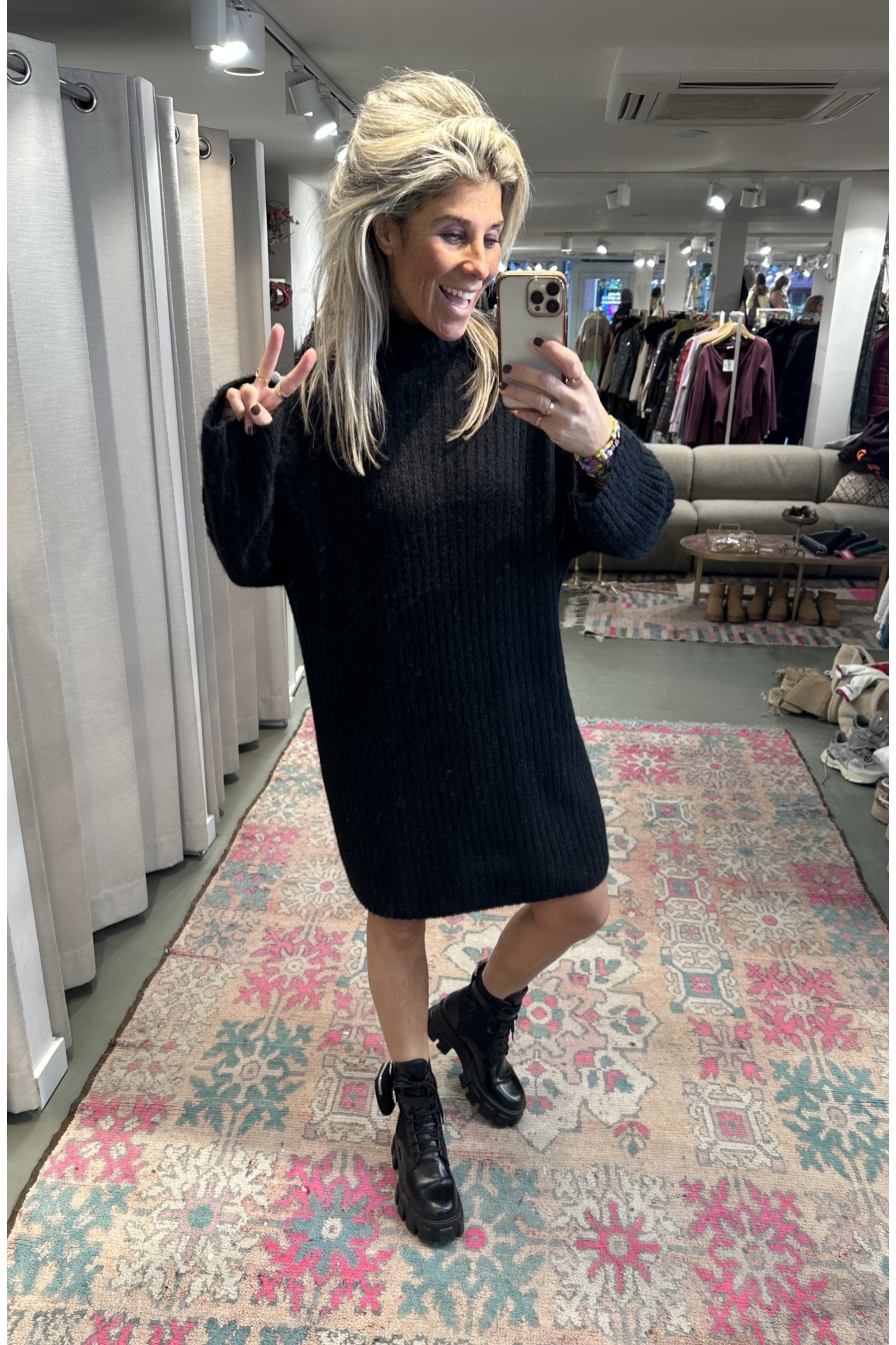 Trui-jurk Sophia Zwart