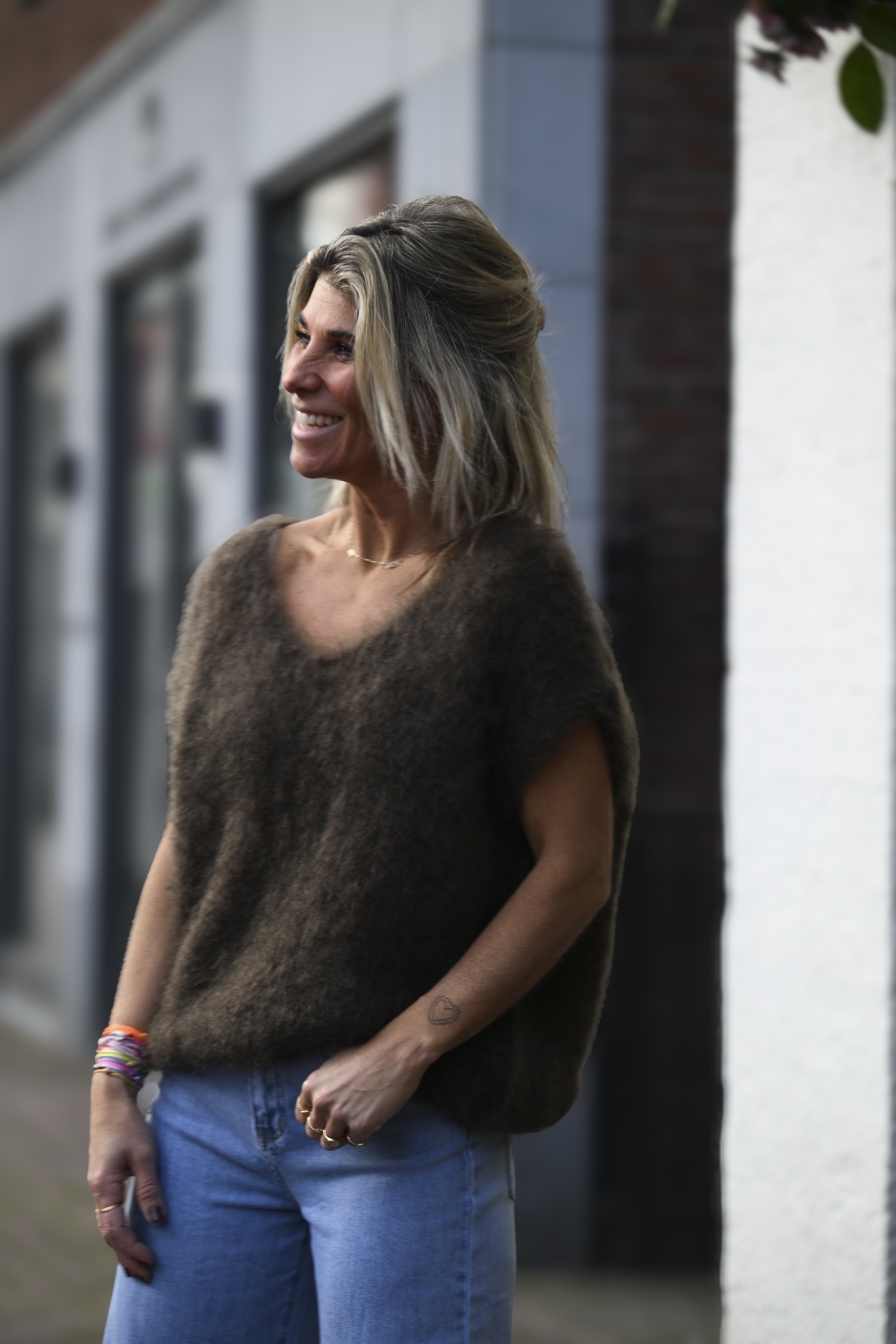 V-Hals Mohair Spencer Bruin