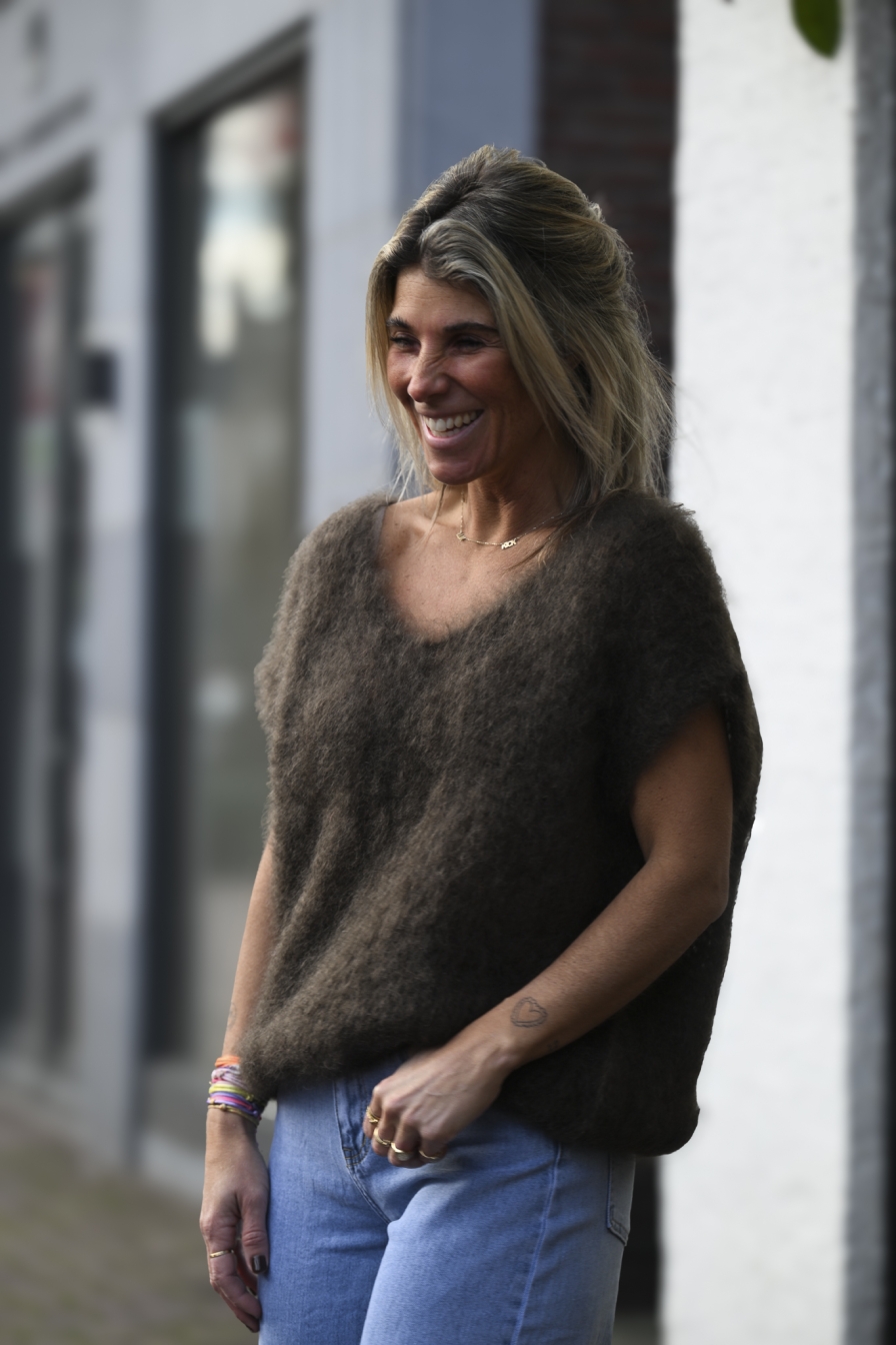 V-Hals Mohair Spencer Bruin