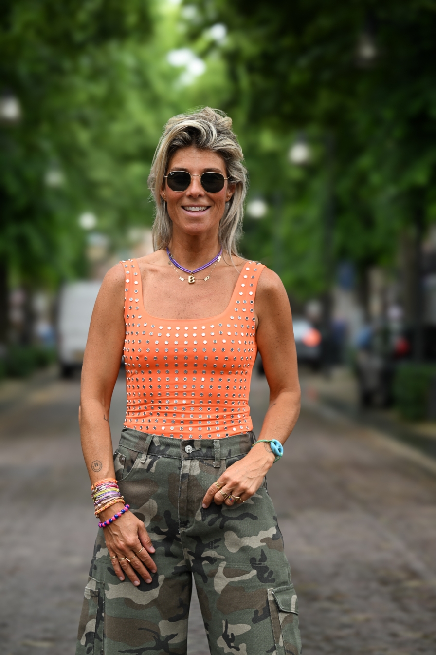 Studs Body Mo Oranje