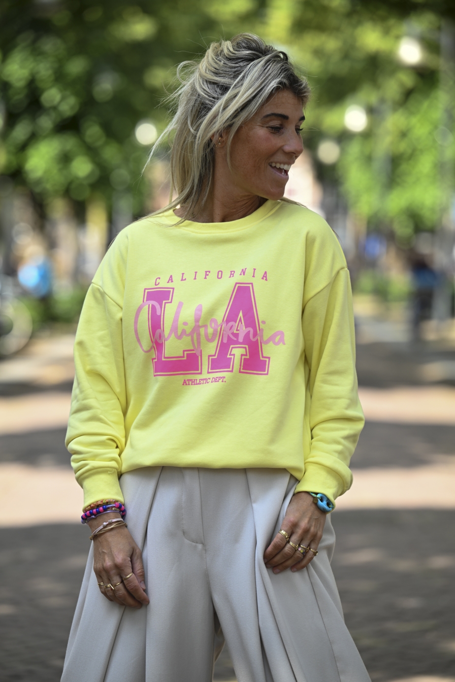 Sweater LA Geel