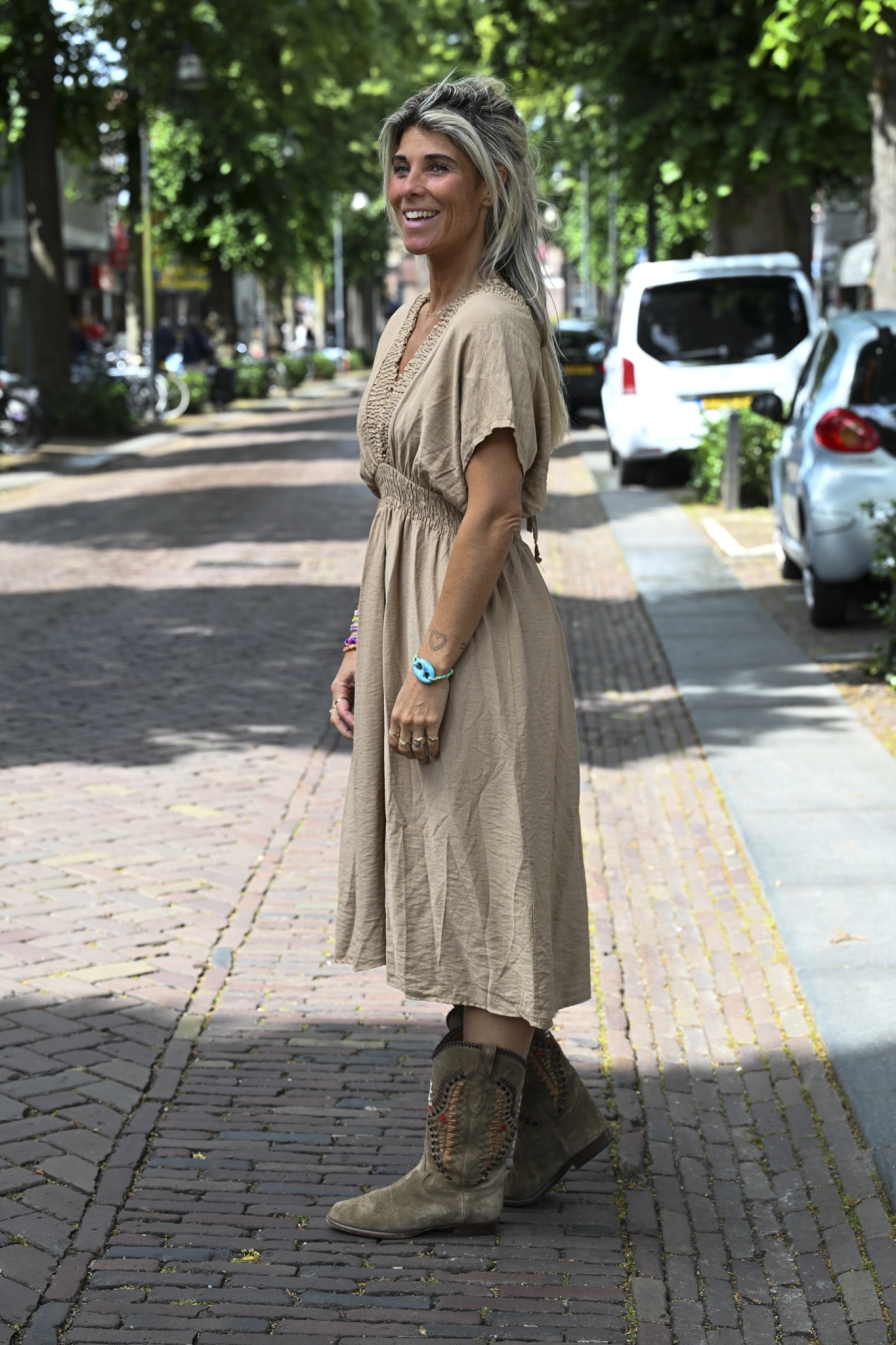 Dress YaYa-V Camel
