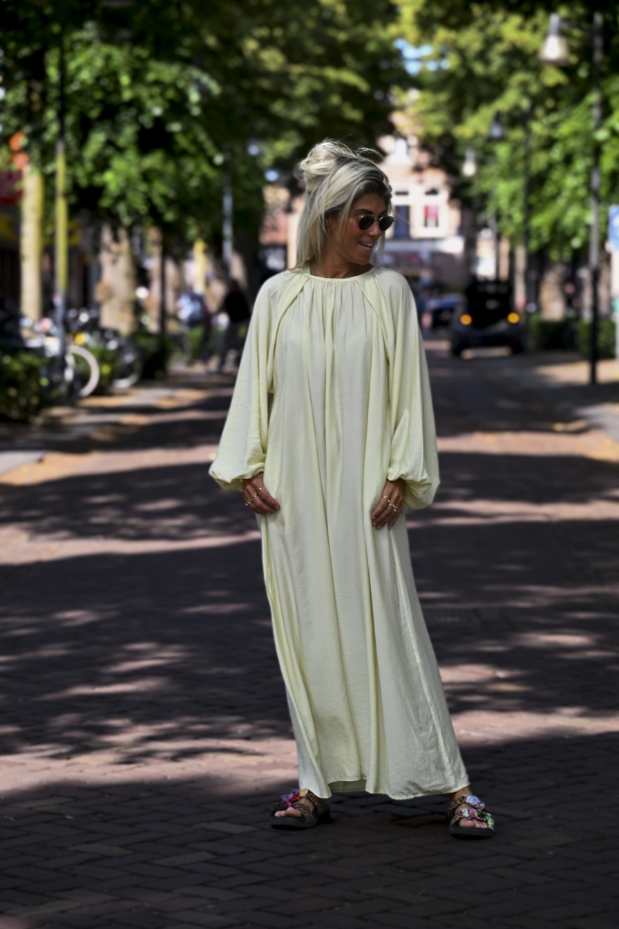 Dress Marbella Geel