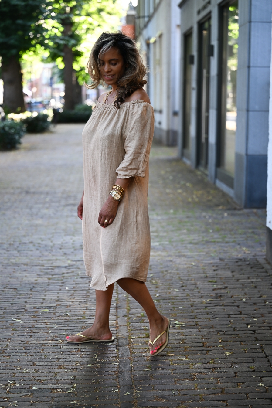 Dress Fara Camel