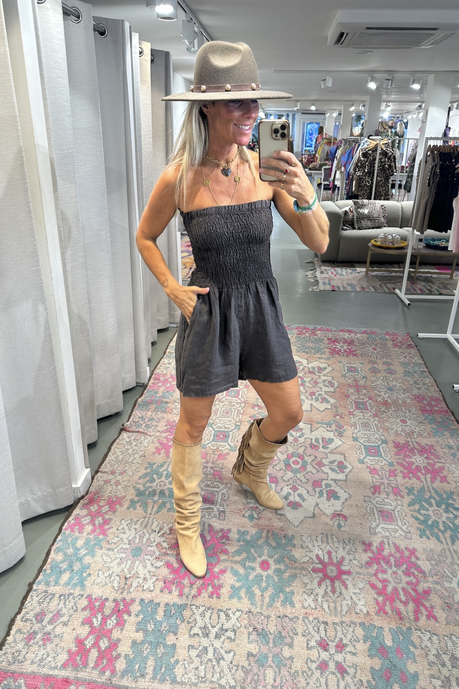 Shortsuit Suus Bruin