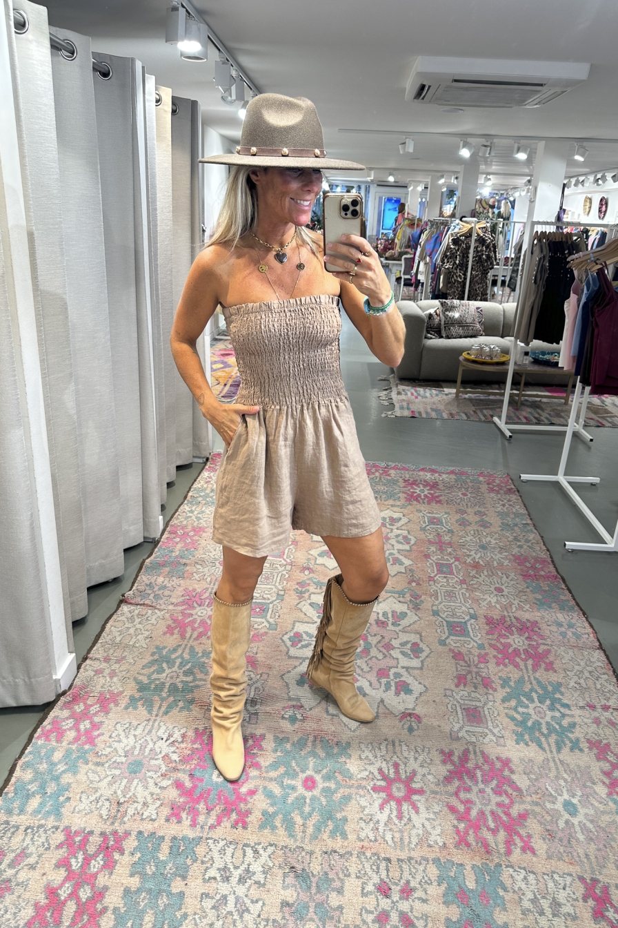 Shortsuit Suus Camel
