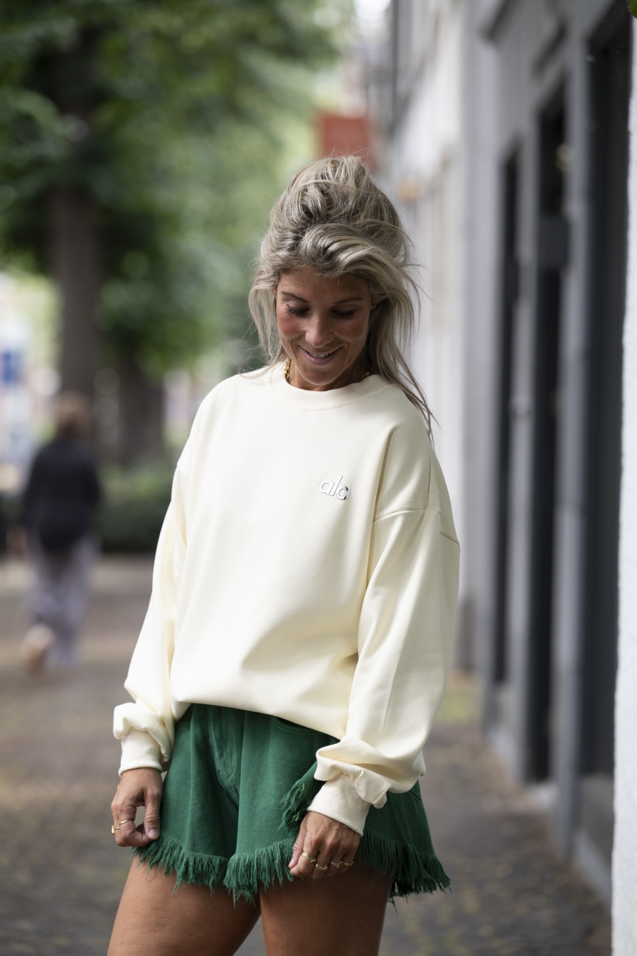 Sweater ALO ZACHTGEEL