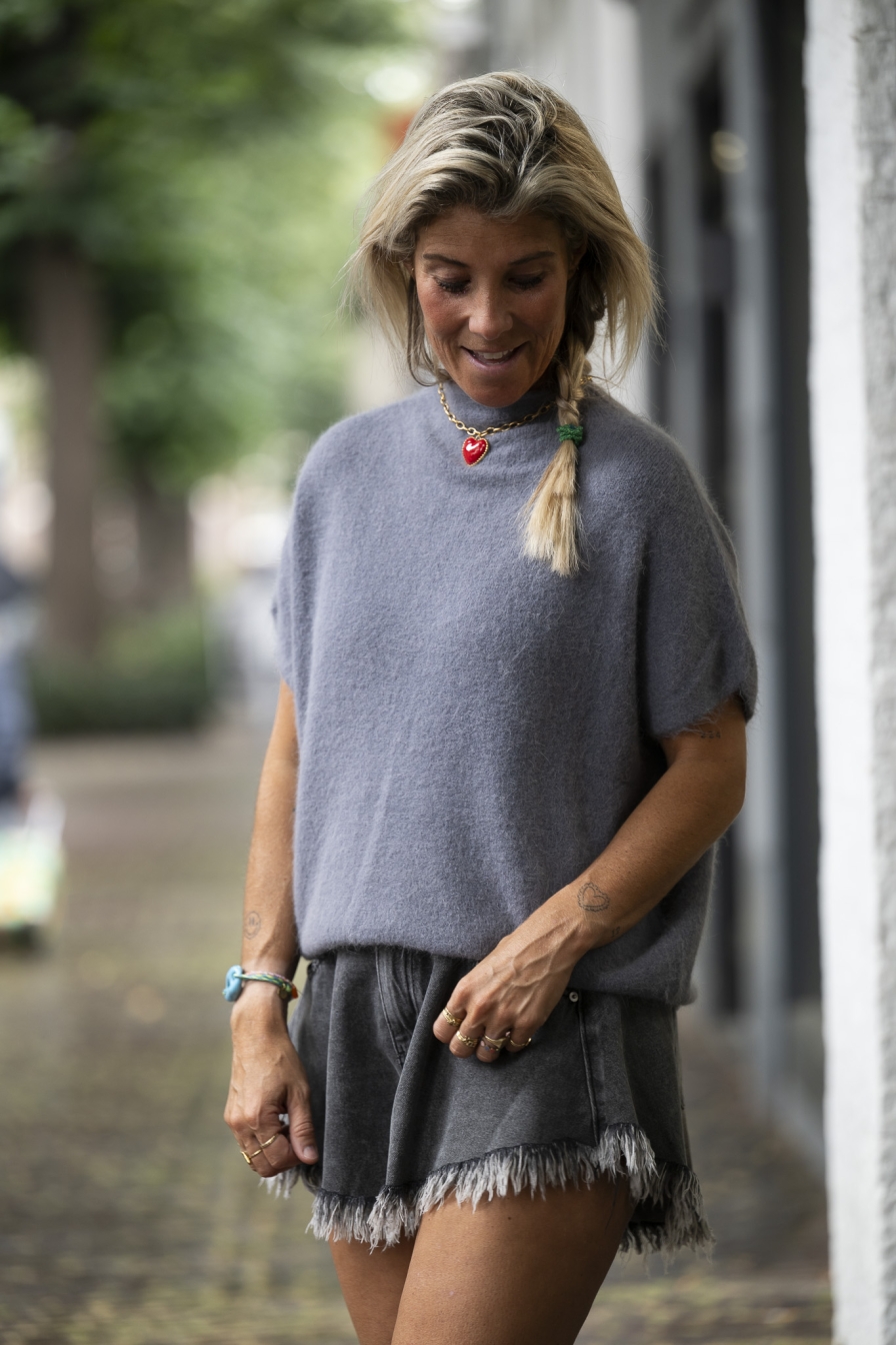 Short Amy Donkergrijs