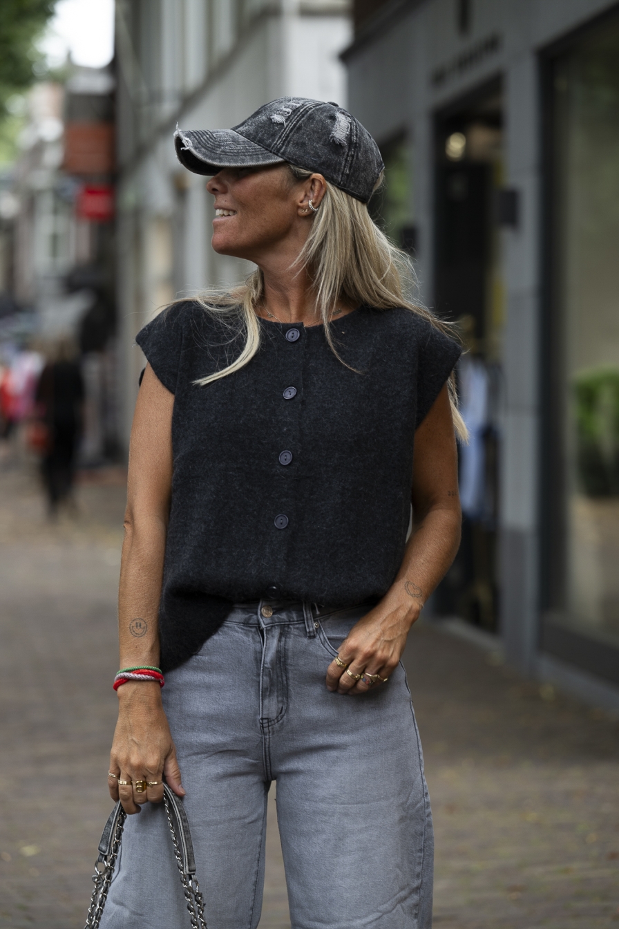 Sleeveless Vest Lyn Blauw