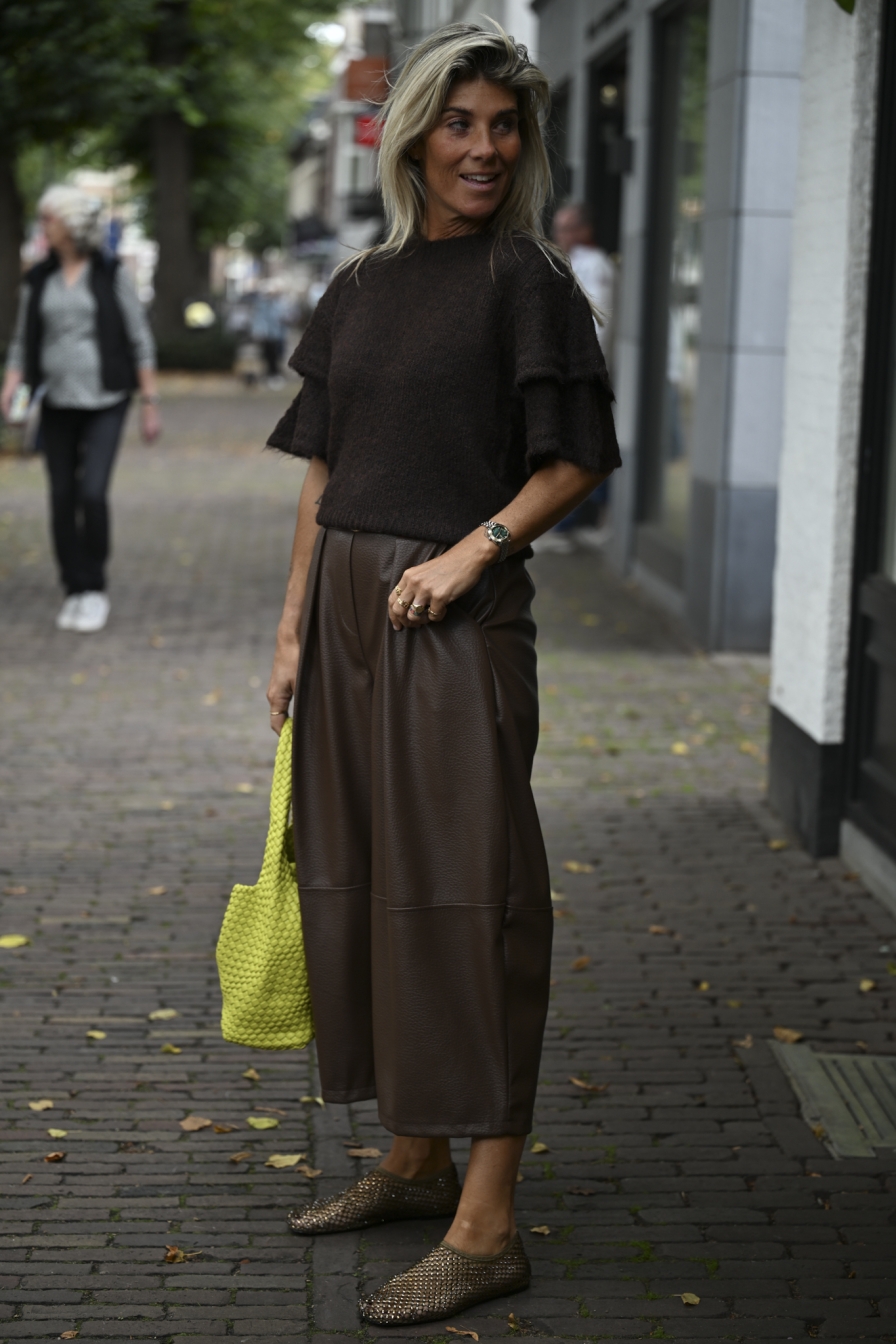 Trui Margret Bruin